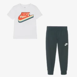 Nike Boys White & Green Logo Joggers Set -Outlet Little Gents Set Store nike boys white green logo joggers set 516867 3fb6bdca7925d0c847bd7d532e0b78958422947a